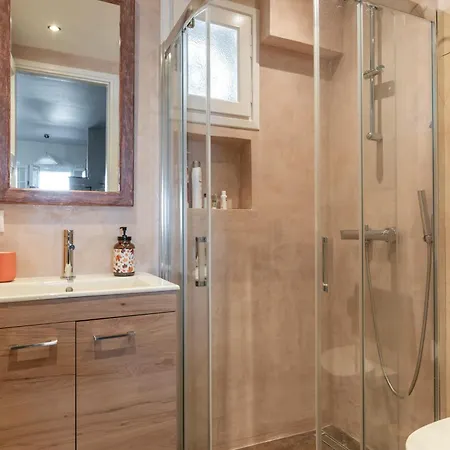 Waterfront Masterpiece