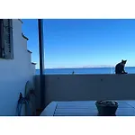 Waterfront Masterpiece Дом отдыха Тинос